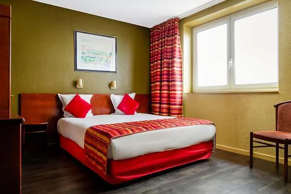 Chateaubriand Hotel 4*